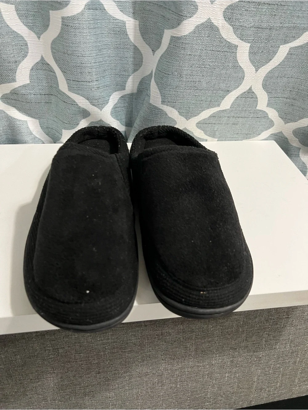 Deer Stags black slip ons